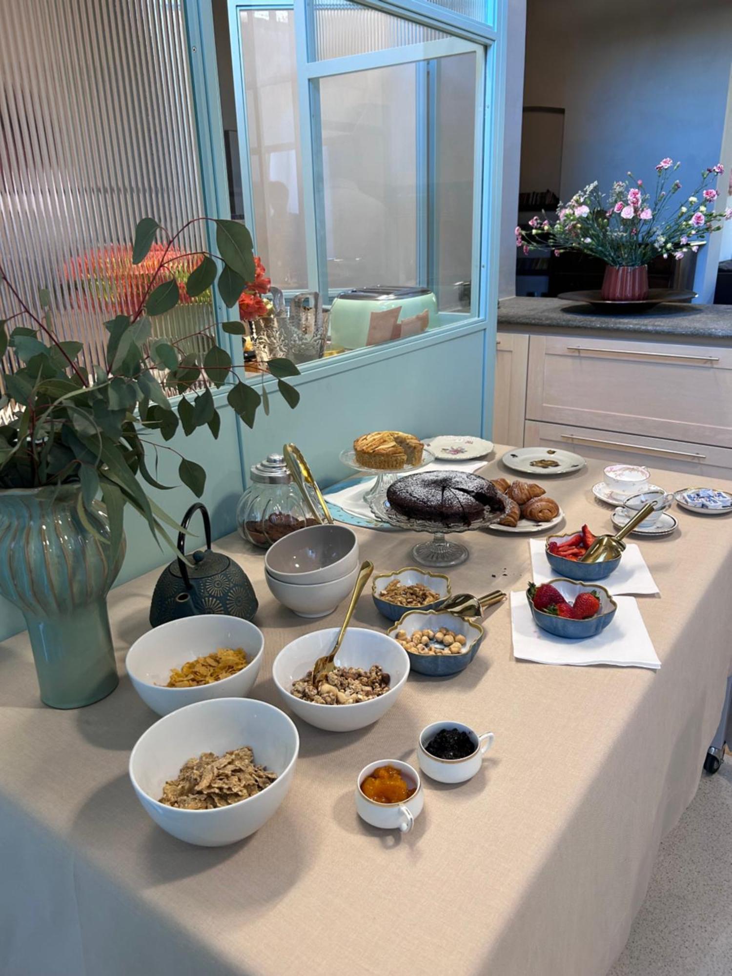 Alma Bed & Breakfast 알바 외부 사진