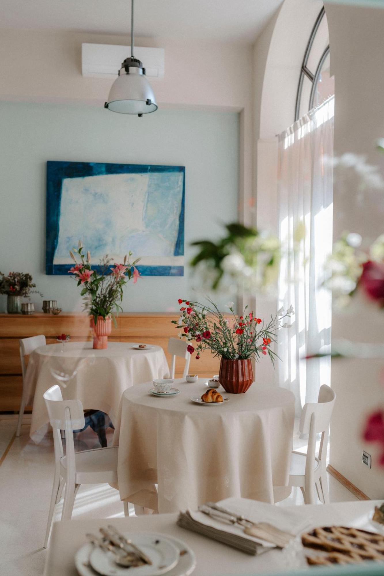 Alma Bed & Breakfast 알바 외부 사진